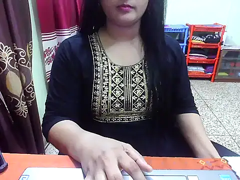 Snapshot of LovelyRose69 chatting on November 1, 11:58 am LovelyRose69 online show from November 1, 11:58 am