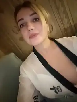 KateCrystal7 online show from November 4, 5:01 am