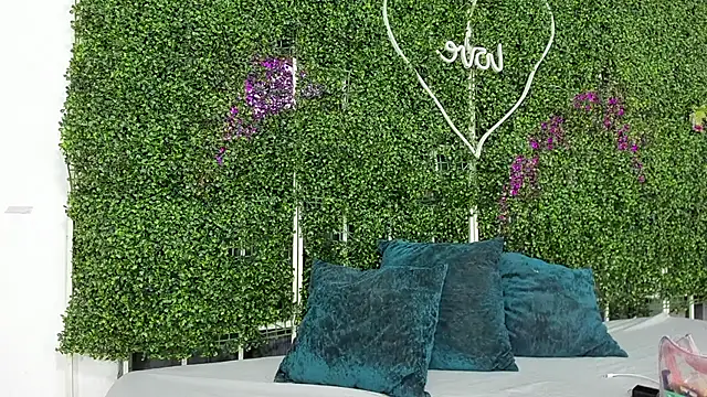 valentina 0  online show from November 24, 8:33 pm