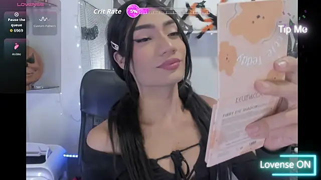 Snapshot of SWEETSAMY39715 chatting on October 18, 8:21 pm SWEETSAMY39715 online show from October 18, 8:21 pm