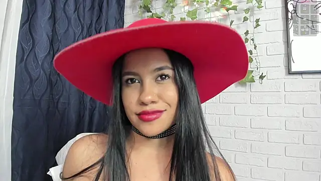 Snapshot of VioletaQueen_ chatting on September 20, 2:10 am VioletaQueen online show from September 20, 2:10 am