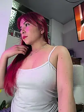 Katieskake25 online show from December 4, 1:19 am