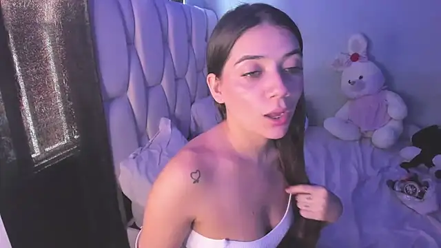 KittyKlum online show from September 24, 6:40 pm