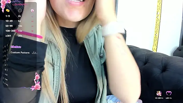 EvaaLovia1 online show from October 4, 2:32 pm