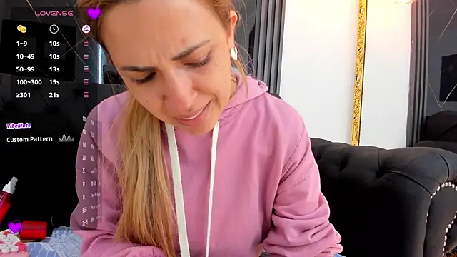 EvaaLovia1 online show from October 9, 1:59 pm