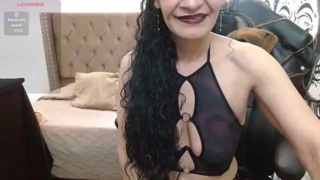 AlexandraJones  online show from February 27, 3:17 am