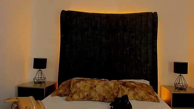 AnnyCherry  online show from September 29, 10:15 pm