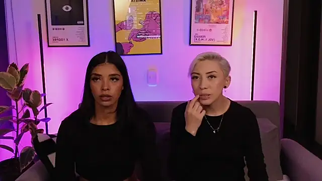 jane hart  online show from March 3, 12:05 am