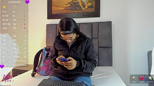 Vahiolet smith online show from January 17, 3:58 am