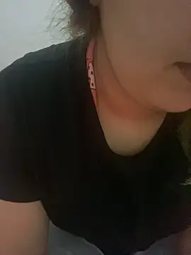 yassminsexy22 online show from February 5, 7:17 pm