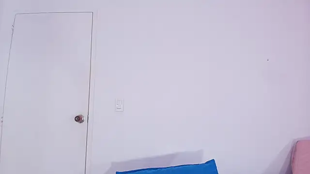 Snapshot of veronica_sinner_ chatting on September 11, 1:55 pm veronica sinner  online show from September 11, 1:55 pm