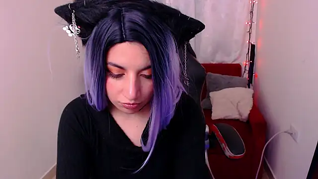 Snapshot of yumin3ko chatting on October 21, 7:56 am yumin3ko online show from October 21, 7:56 am