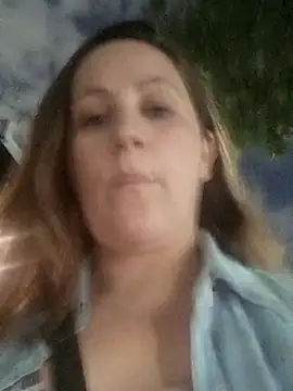 SofiEstevez online show from October 17, 12:02 am