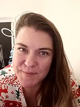 LunikaLunaX online show from January 9, 6:56 pm