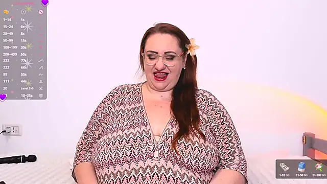 Snapshot of lovely_adelle chatting on September 10, 6:35 am lovely adelle online show from September 10, 6:35 am