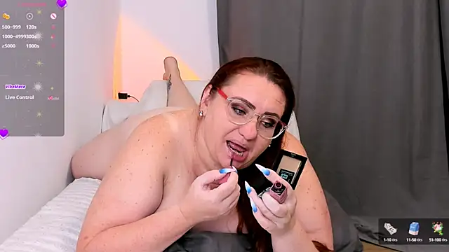 Snapshot of lovely_adelle chatting on September 12, 7:50 am lovely adelle online show from September 12, 7:50 am