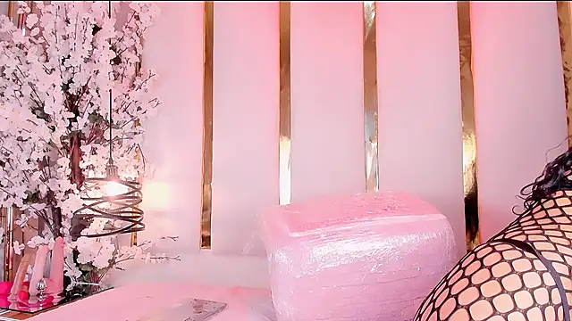 julietajackson 1 online show from November 9, 10:16 pm