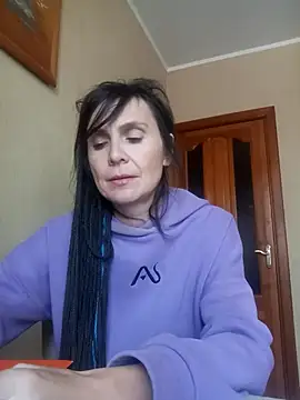 Francenia lolis online show from January 19, 12:56 pm