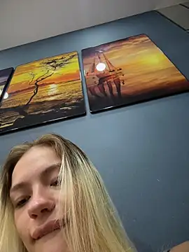 -Sexy Barbie- online show from February 24, 5:06 am