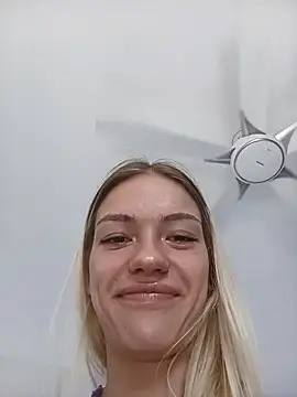 -Sexy Barbie- online show from February 12, 8:38 am