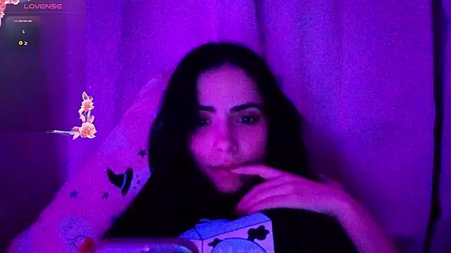 SexyDelaJ online show from December 18, 6:18 am