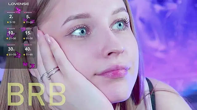 CuteMousee online show from January 18, 9:27 am