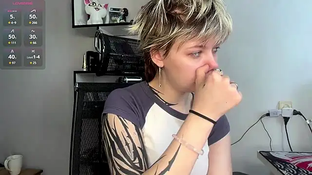 EngelAlman online show from February 25, 7:40 am