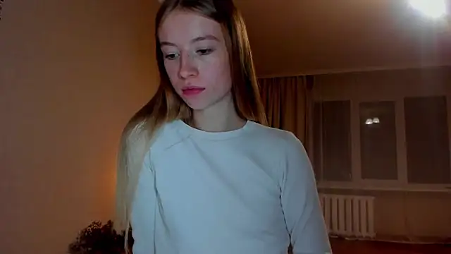 minidivaa  online show from October 1, 6:24 pm