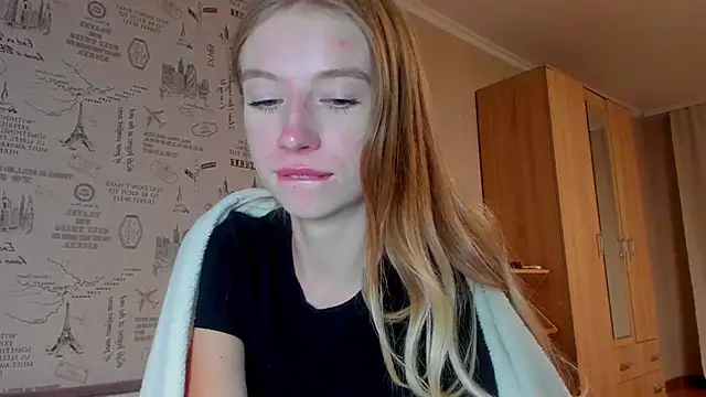 minidivaa  online show from September 21, 8:18 pm