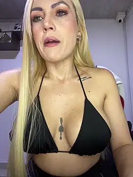 alicev kitty online show from October 25, 1:30 pm