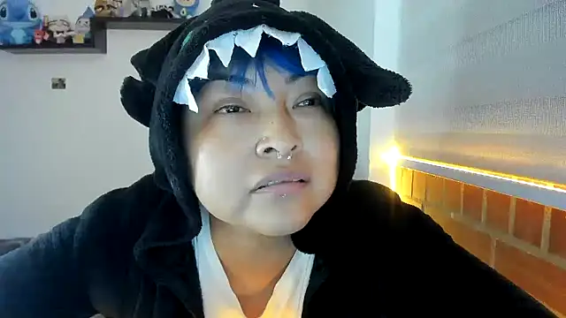 Shaddycute  online show from November 19, 5:13 pm