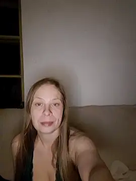 katiestevens online show from November 20, 9:38 pm