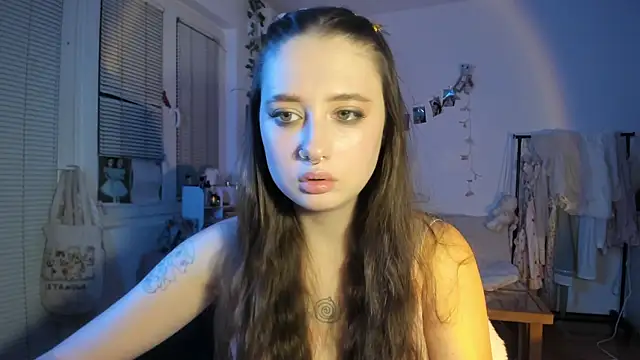 Snapshot of Jenny_darling_love chatting on October 4, 6:23 pm Jenny darling love online show from October 4, 6:23 pm