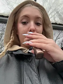 Milkyy wway online show from November 18, 7:31 am