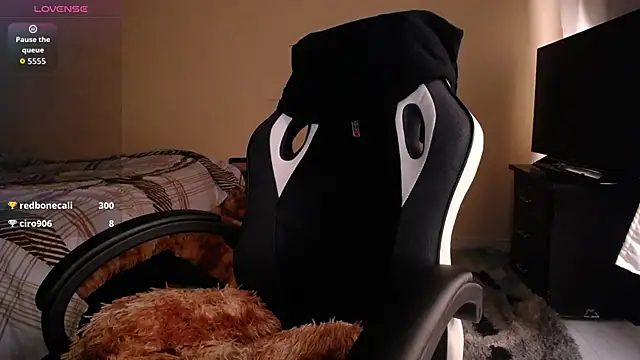 goddess valXX online show from September 29, 7:30 pm