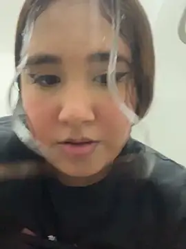 melyescobar online show from October 27, 3:46 am