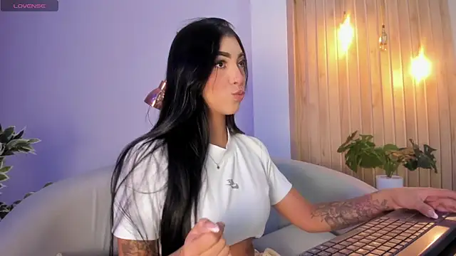 AriRobert  online show from October 6, 3:12 am