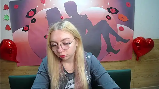 BeatriceFly online show from October 14, 12:08 pm