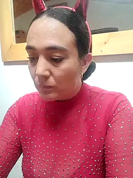 Snapshot of skayhot_ chatting on October 21, 1:37 pm skayhot online show from October 21, 1:37 pm