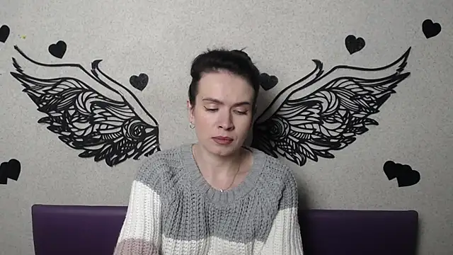 JasmineKouch online show from November 20, 6:20 pm