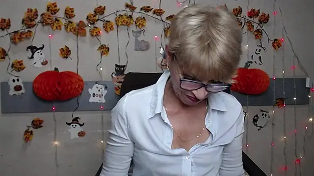 EllaBonito online show from November 2, 6:39 am