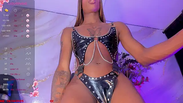 Snapshot of Karla-Ebony chatting on October 18, 2:31 pm Karla-Ebony online show from October 18, 2:31 pm