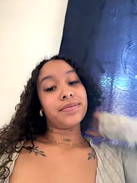 MarieLeon online show from October 2, 8:25 pm