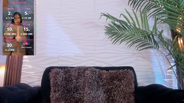 La indiia online show from September 15, 8:27 pm