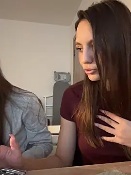 Snapshot of sweety_secret_ chatting on September 17, 1:42 pm sweety secret  online show from September 17, 1:42 pm