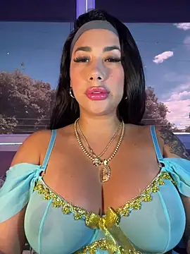 kiim taaylor online show from October 24, 6:04 pm