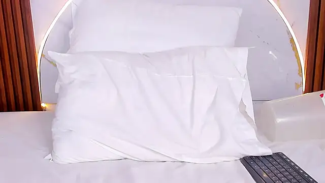 miamiller69 online show from November 27, 5:10 am