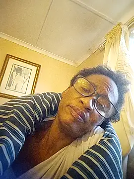 bustybillies online show from November 17, 3:46 pm