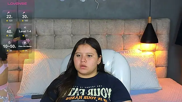 Laia and Aloby online show from November 8, 10:48 pm