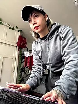 EemaHaruki online show from October 6, 6:12 pm